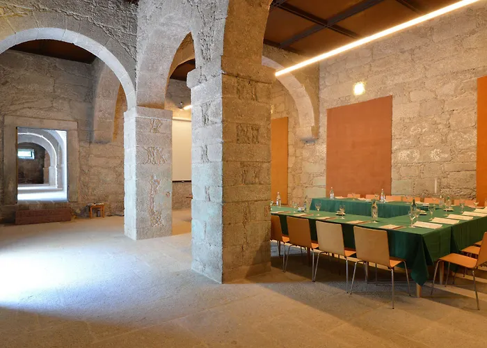 Hotel Mosteiro De 5*