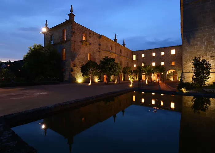 Hotel Mosteiro De 5*