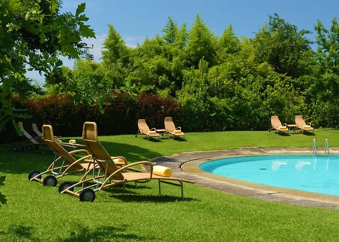 Hotel Mosteiro De 5*