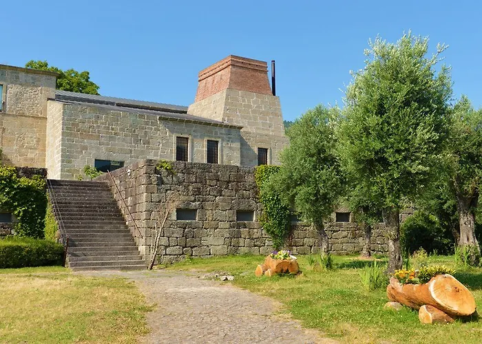 Mosteiro De 5* Amares